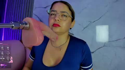 shayra_boobs2 online show from 07/15/26, 11:04
