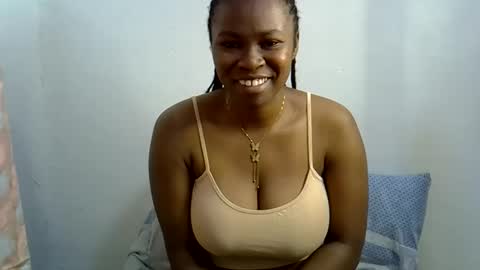 Snapshot of shazzypreety chatting on 02/17/26, 12:01 shazzypreety online show from 02/17/26, 12:01