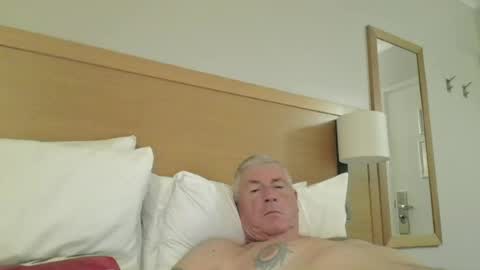 Snapshot of she52 chatting on 07/01/26, 12:12 she52 online show from 07/01/26, 12:12