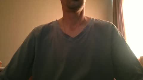 Snapshot of shedevr02 chatting on 05/15/26, 11:39 Roger online show from 05/15/26, 11:39