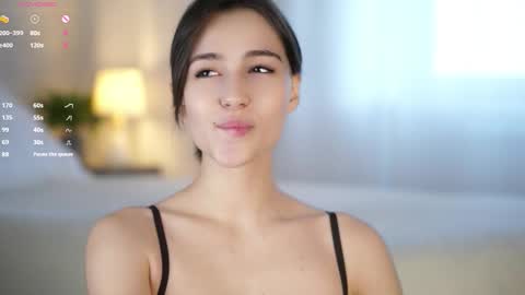 Tessa online show from 10/17/25, 02:37