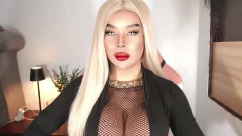 sheenafrost online show from 03/24/26, 06:18