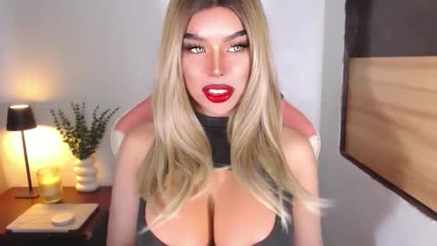 sheenafrost online show from 04/04/26, 06:49