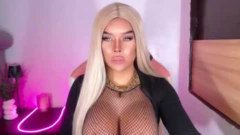 sheenafrost online show from 04/10/26, 01:11