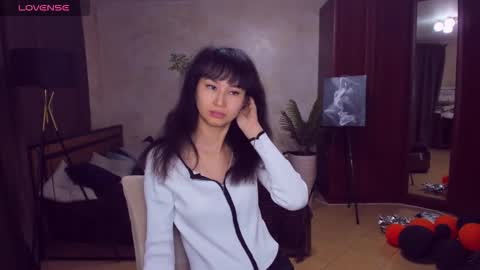 Sheila online show from 11/17/25, 04:51