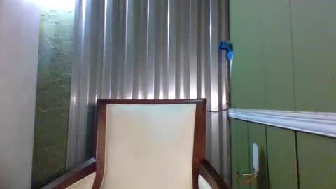 Red online show from 10/27/25, 11:41