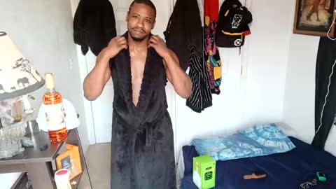 King-shelb online show from 03/03/25, 04:56