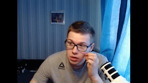 Snapshot of sheldon_music chatting on 07/17/26, 11:17 Sheldon online show from 07/17/26, 11:17