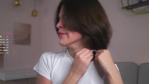 Alex online show from 11/26/25, 01:06