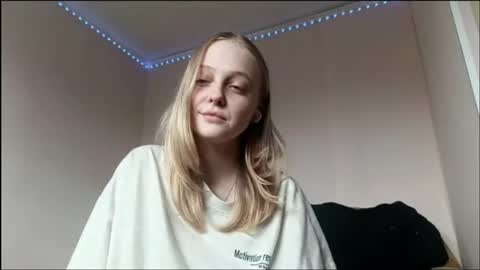 Snapshot of shellyporter chatting on 06/11/26, 08:12 Kate online show from 06/11/26, 08:12