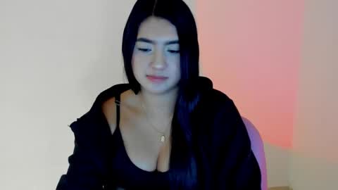 Shelly rayhs online show from 11/18/25, 02:17