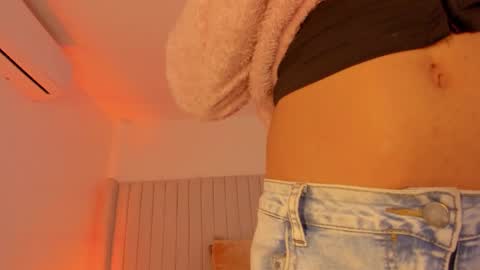 shelynna_azzul online show from 03/27/26, 08:52