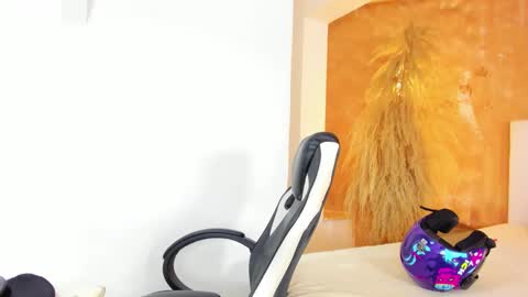 shenielxxx online show from 03/16/26, 02:21