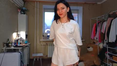 sherleychamblin online show from 03/18/26, 03:04