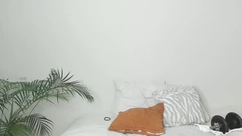 Sherlyn Adams online show from 12/14/24, 11:18