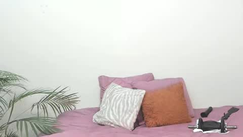 Sherlyn Adams online show from 02/26/25, 09:58