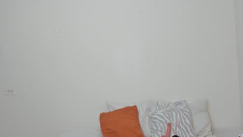 Sherlyn Adams online show from 10/14/25, 09:43