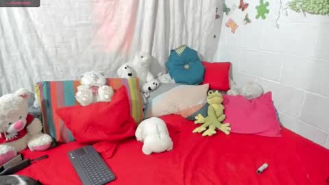  Maria Saenz online show from 12/07/24, 12:13