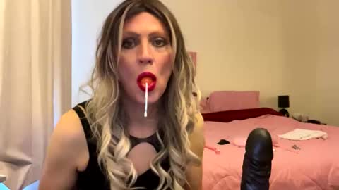 sherrisqs00 online show from 03/23/26, 10:25