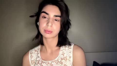 Snapshot of sheryllmafua chatting on 06/05/26, 12:22 Amy online show from 06/05/26, 12:22