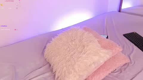 Snapshot of sherylrose1 chatting on 02/15/25, 01:21 Sheryl Rose  online show from 02/15/25, 01:21