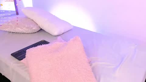 Snapshot of sherylrose1 chatting on 03/09/25, 12:00 Sheryl Rose  online show from 03/09/25, 12:00