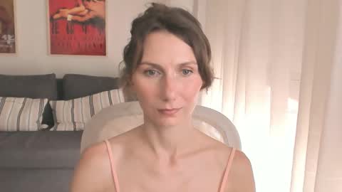 shesleepsnaked online show from 09/18/25, 03:36