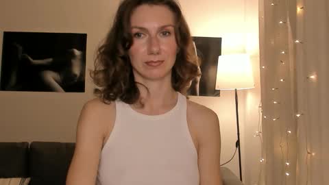 shesleepsnaked online show from 02/15/26, 06:37