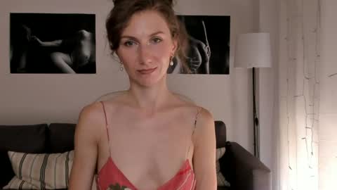 Snapshot of shesleepsnaked chatting on 07/12/26, 12:18 shesleepsnaked online show from 07/12/26, 12:18