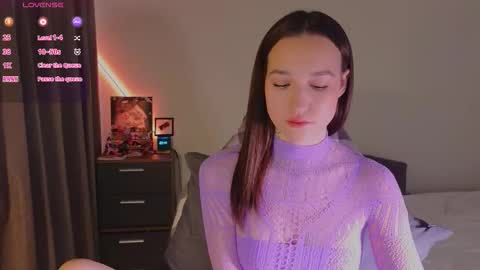 Sheyli online show from 10/31/25, 11:55