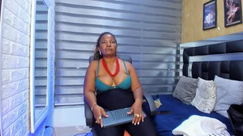 sheyla__ebony online show from 02/02/26, 12:31
