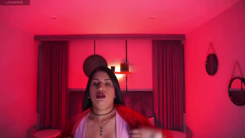 Sheyla online show from 02/13/25, 04:22