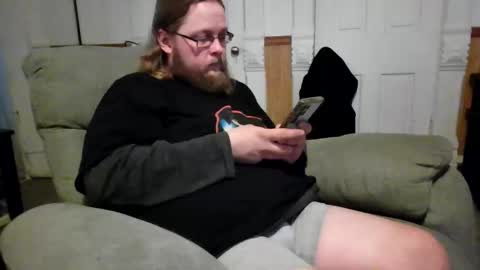 Snapshot of shifty885 chatting on 02/02/26, 10:30 shifty885 online show from 02/02/26, 10:30