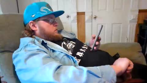 Snapshot of shifty885 chatting on 02/28/26, 08:43 shifty885 online show from 02/28/26, 08:43