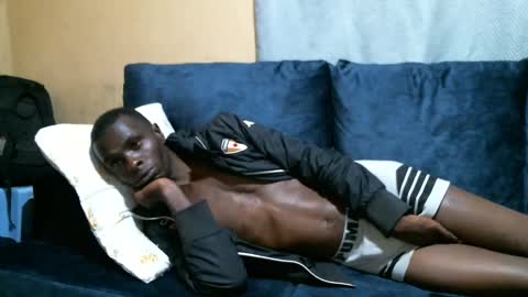 Snapshot of shikwekwe chatting on 12/03/24, 01:30 Collorewamadeals online show from 12/03/24, 01:30