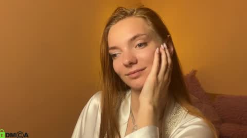 Snapshot of shinelikea_diamond chatting on 05/08/26, 06:46 Alexis online show from 05/08/26, 06:46