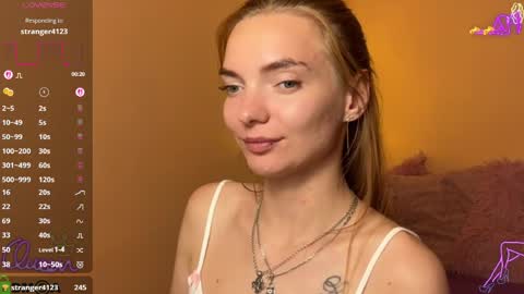 Snapshot of shinelikea_diamond chatting on 05/28/26, 06:05 Alexis online show from 05/28/26, 06:05