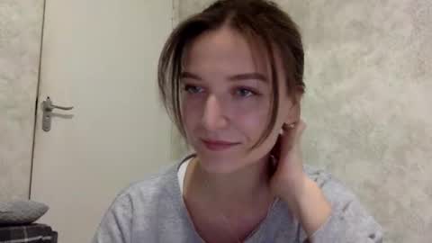 Jesica online show from 10/28/25, 09:39