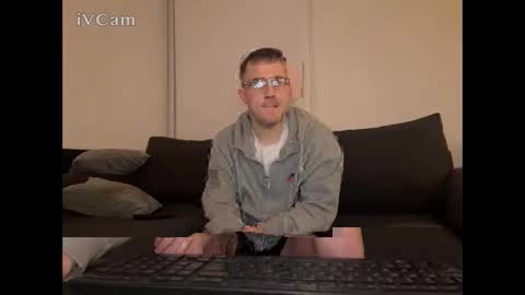 shinjisan0 online show from 12/01/24, 10:43