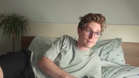 Matthew online show from 12/14/25, 05:29