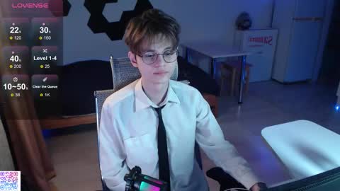 shiromy_ online show from 12/03/25, 06:06