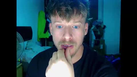 Cick Goreskin online show from 11/19/25, 02:11