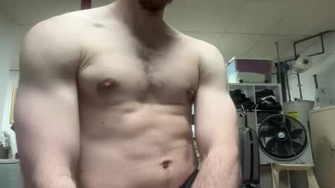shirtlesshunk15 online show from 03/27/26, 08:52