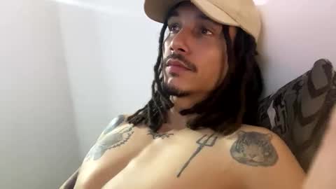 -- online show from 01/10/26, 07:21