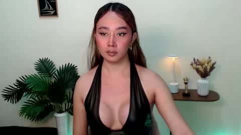 WET AND WILD YHANNA online show from 10/28/25, 03:04