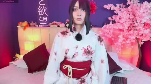 Snapshot of shizuko___ chatting on 05/21/26, 09:00 Valentina online show from 05/21/26, 09:00