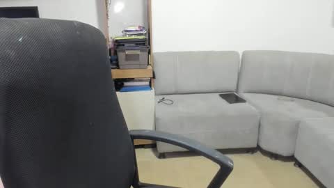 Snapshot of shofia_beltran chatting on 01/27/25, 11:00 Shofia Beltran online show from 01/27/25, 11:00