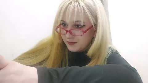 Snapshot of shondrapisani chatting on 07/03/26, 10:27 shondrapisani online show from 07/03/26, 10:27