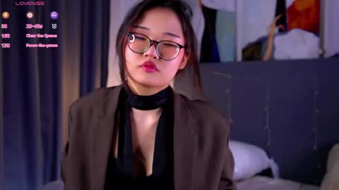 Naomi online show from 05/01/26, 11:26