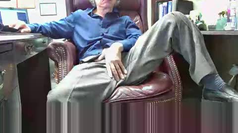 nikolas send dm for an appointment online show from 12/16/25, 04:34